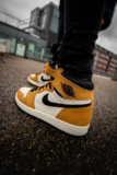 Der ultimative Sneaker Sale für große Größen: Top-Marken und Angebote